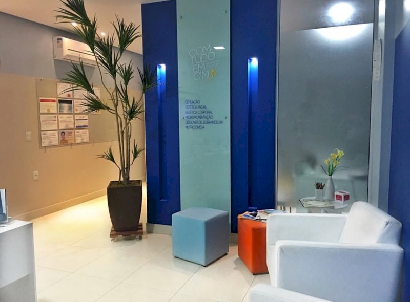Clínica de Estetica Com Tudo Em Cima